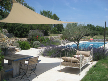 Pool terrace luxurious holidayhome Cotignac Provence